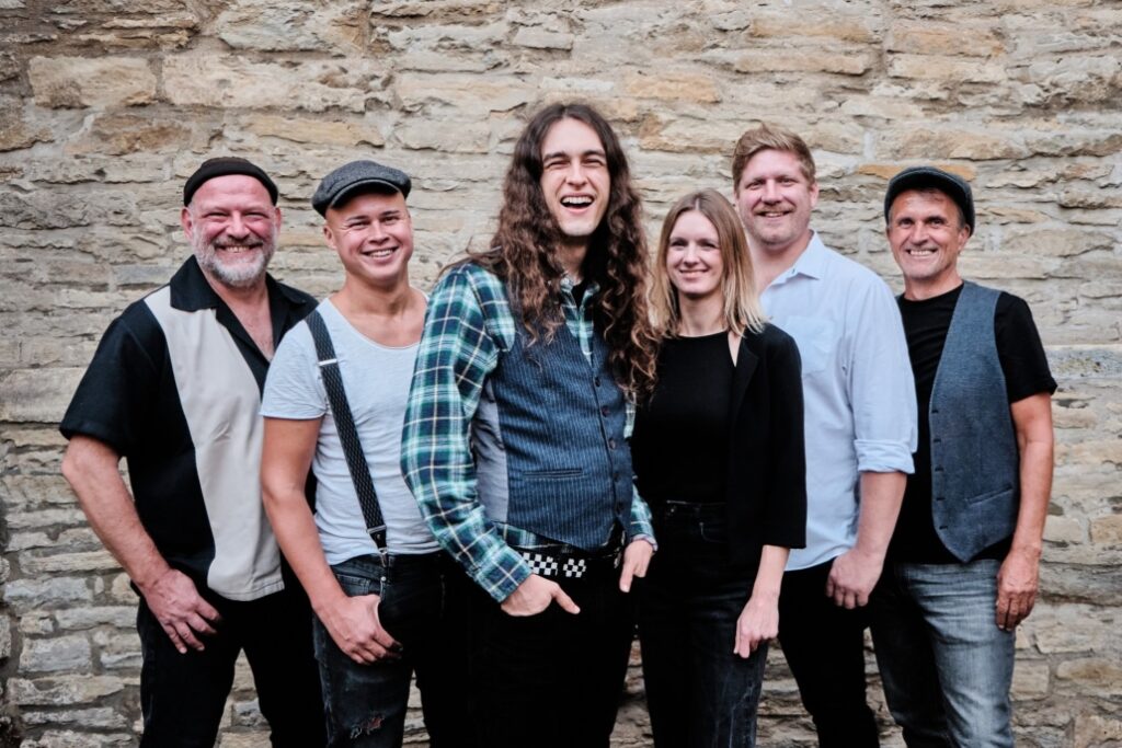 Ticket to Happiness - Bandfoto - TTH